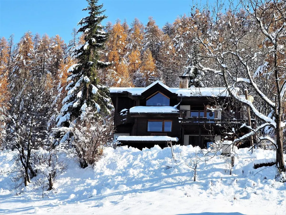 Couette-café La Sauvagine B&B Skis aux pieds Les Orres France